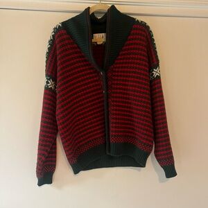 Vintage 80’s Christmas Sweater size Medium